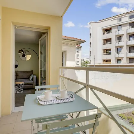 Le Galet, De Standing, Hyper Centre, Parking Privé, à 100 M De La Appartement